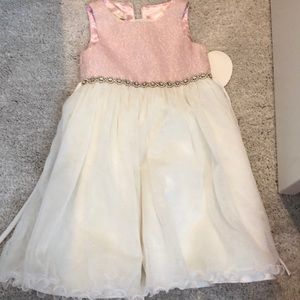 American Princess Dress in Mauve and Cream